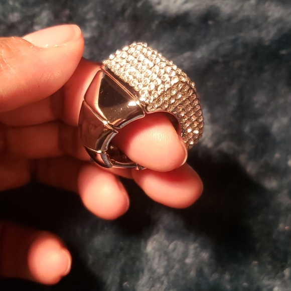 Ring - Picture 2 of 2